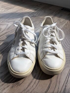 Veja Women’s White Leather Low-Top Sneakers